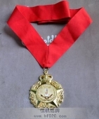 國務(wù)院國資委商業(yè)技能鑒定與飲食服務(wù)發(fā)展中心認證勛章獎?wù)? title=